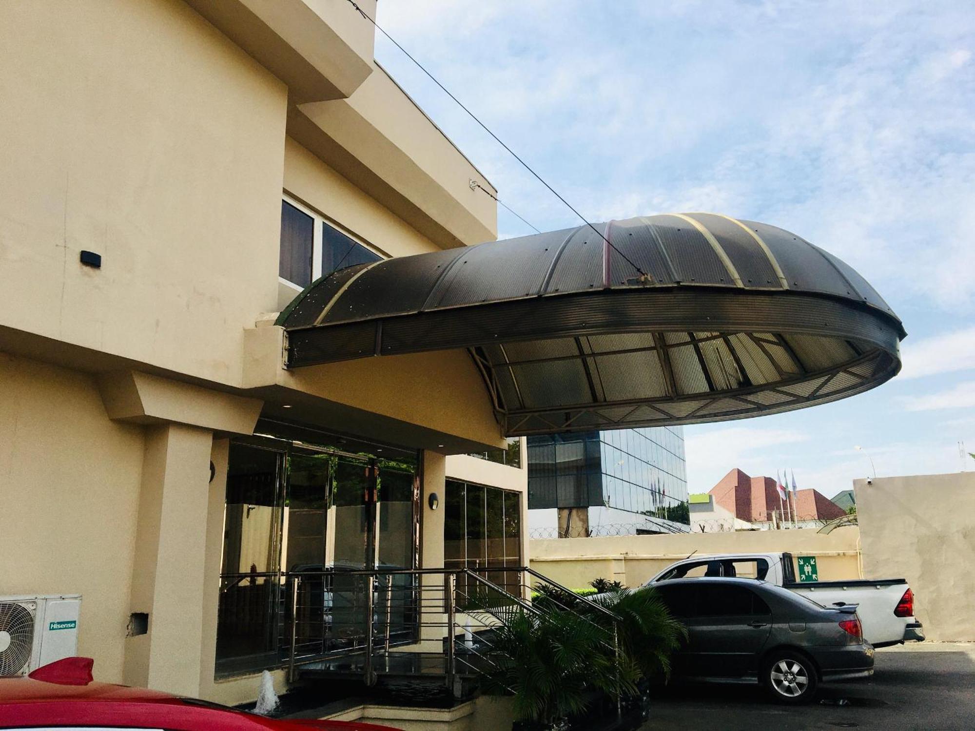 Summerset Continental Hotel Maitama By T E L E Hospitality Abuja Exterior photo