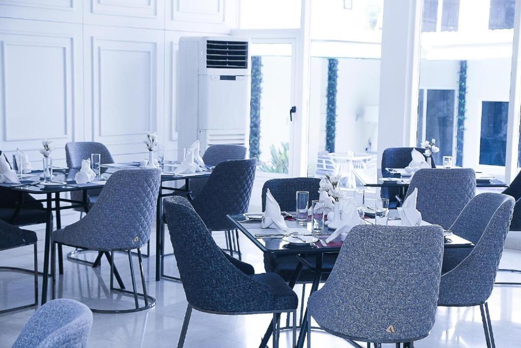 Summerset Continental Hotel Maitama By T E L E Hospitality Abuja Exterior photo